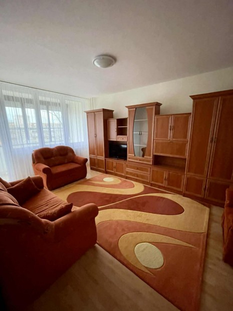 Kiad� Lak�s, Ny�regyh�za 140.000 Ft