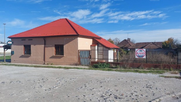 Kiadó Miskolc Zsarnai piac mellett egy, részben felújított családi ház