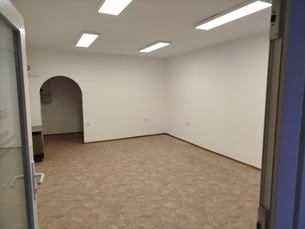 Kiad� �zlet V�con 39nm