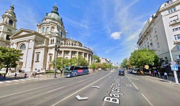 Kiad� �zlet, V.ker. Belv�ros Sz�v�ben ,Bazilika ,900m2