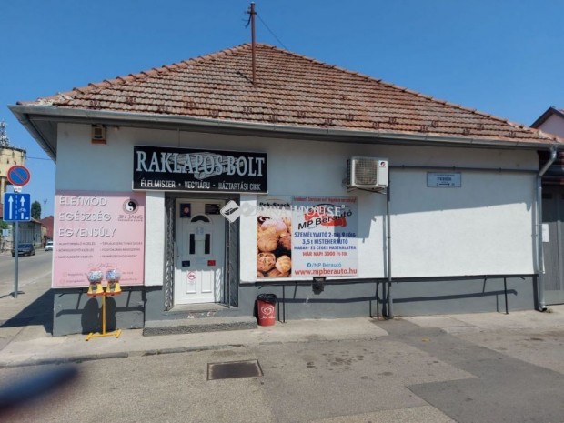 Kiad� �zlethelyis�g, Kecskem�ten