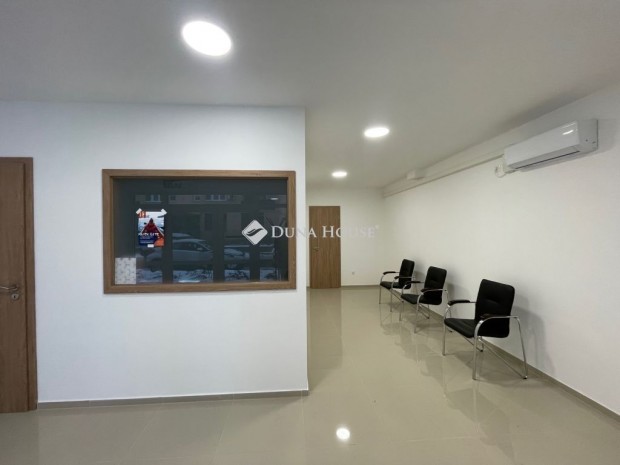 Kiad� �zlethelyis�g, Nagyk�ta