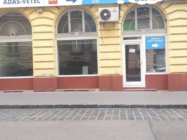 Kiadó Üzlethelység