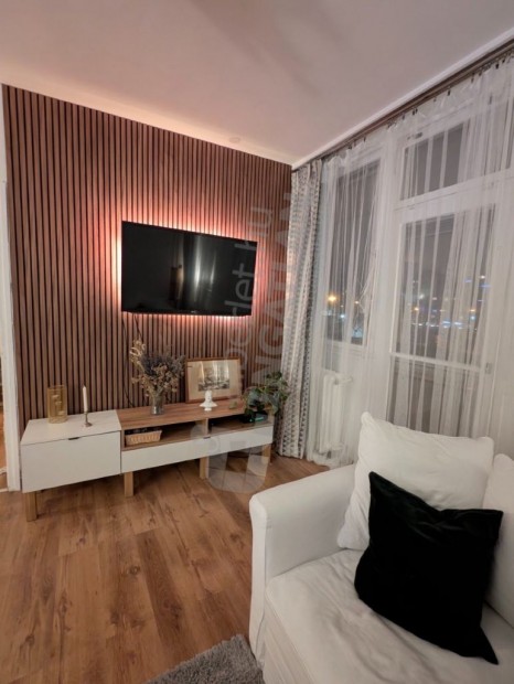 Kiad� XX. ker�let B�r� Mih�ly utc�ban fel�j�tott 49m2-es ingatlan