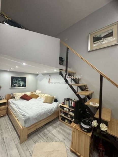 Kiad duplex laks teljes felszerelssel a Magyar sznhz mellett