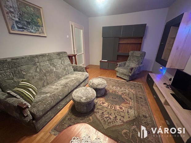 Kiad� els� emeleti lak�s a Debreceni Egyetem k�zel�ben