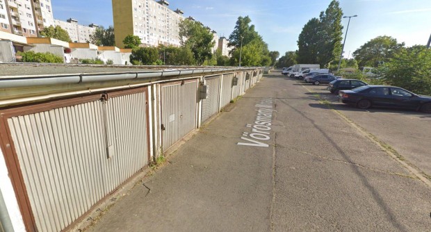 Kiadó garázs Havanna lakótelep