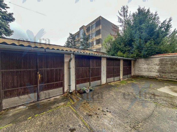 Kiad� gar�zs Szeged belv�ros�ban