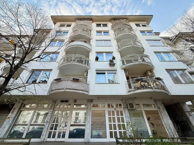 Kiad� gar�zs - Budapest II. ker�let, V�ziv�ros