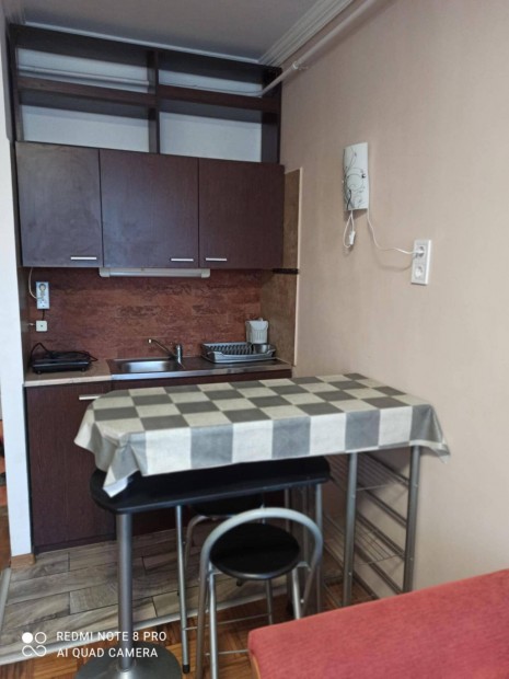 Kiad� garzon lak�s, Vasv�ri P�l utca