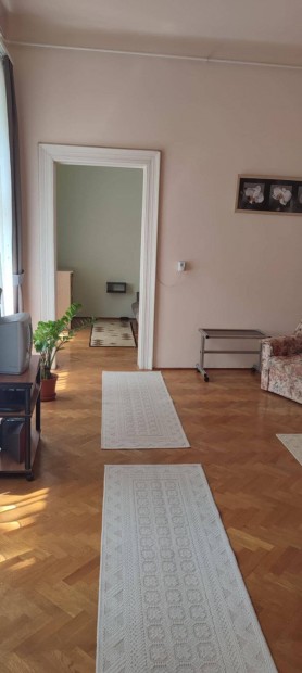 Kiad hossz tvra 57 nm laks berendezve az l. Kerletben
