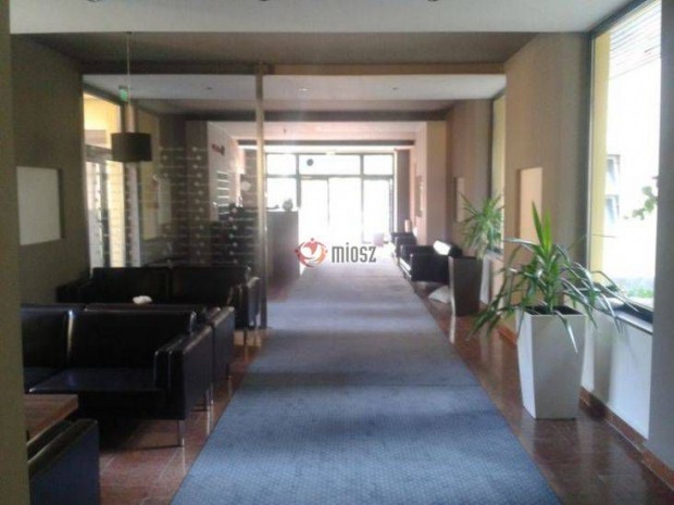 Kiad� iroda, B�k�scsaba Kazinczy-lak�telep, Kazinczy utca, 28 70_koimp