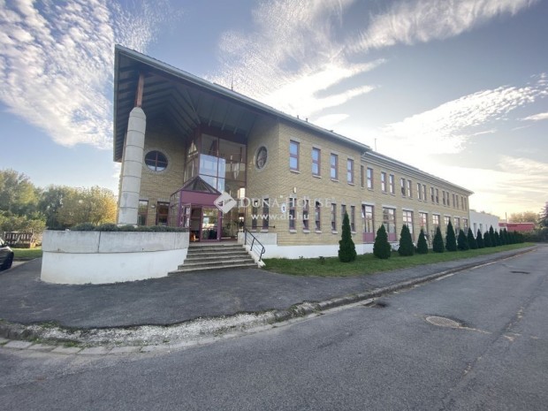 Kiad irodaplet, Sopron