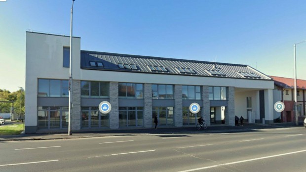 Kiad� irodahelyis�gek Debrecenben, a Pesti utca 2. sz�m alatt