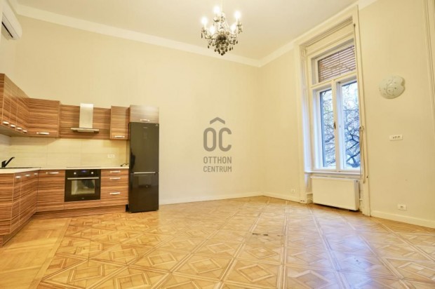 Kiad� lak�s Budapest 6. ker., Bels� VI.