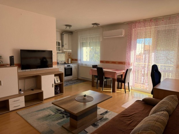 Kiad� lak�s Debrecen belv�ros