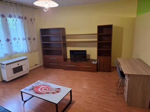 Kiadó lakás Egerben