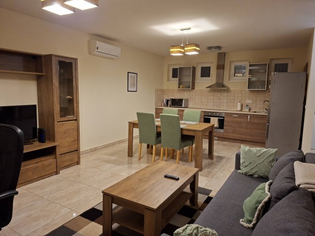 Kiad� lak�s Pakson, Apartment for rent in Paks