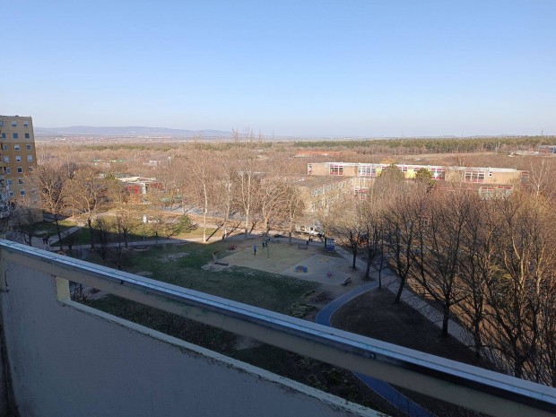 Kiad� lak�s Veszpr�m