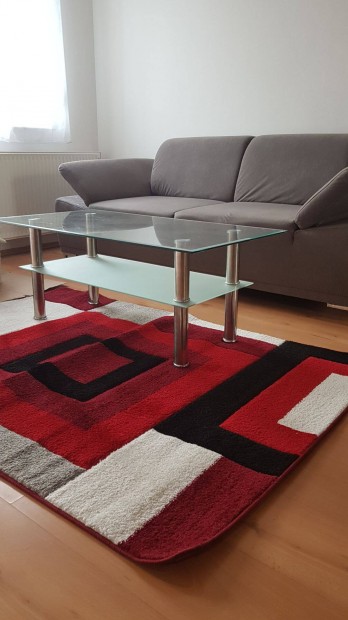 Kiad� lak�s Veszpr�mben