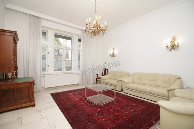 Kiad� lak�s, Budapest, 12. ker�let  Krisztinav�ros, 424600 Ft 1566_czp