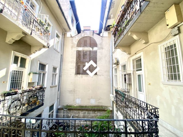 Kiad laks, Budapest, 7. kerlet  Erzsbetvros (Nagykrton b 472_eb