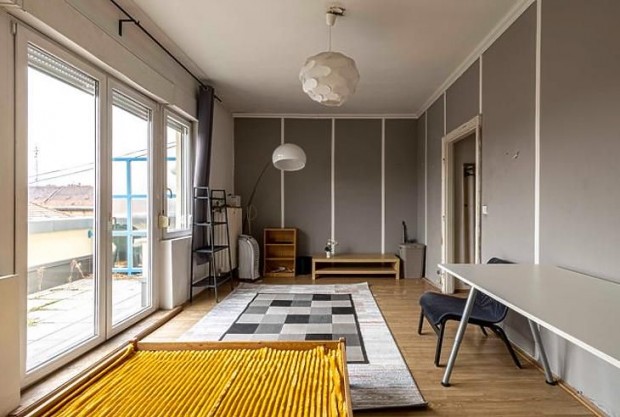 Kiad� lak�s - Budapest VIII. ker�let, Vas utca