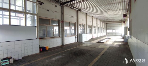 Kiad� m�helyek - az �gyfelek l�t�k�r�ben 100-200m2