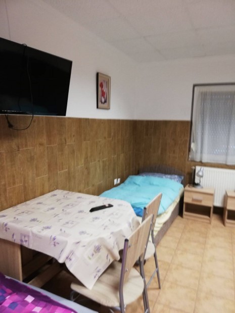 Kiadó munkás szállás Tiszaújvárosban