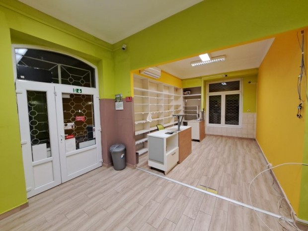 Kiad� t�gas �zlethelyis�g - Szeptember 6. t�r