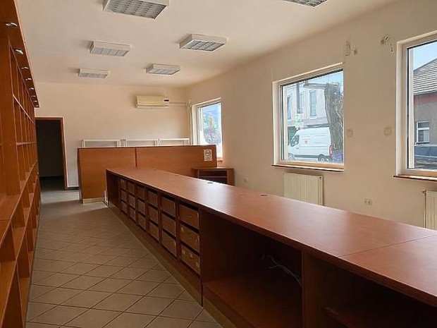 Kiad� �zlethelyis�g - Budapest XX. ker�let, Vas Gereben utca