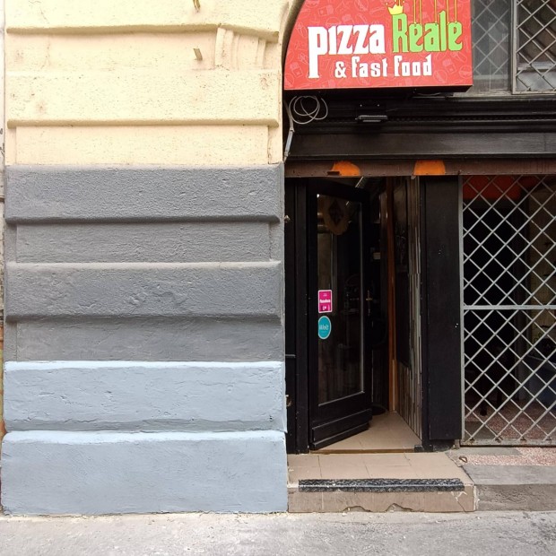 Kiadó üzlethelyiség, pizzéria