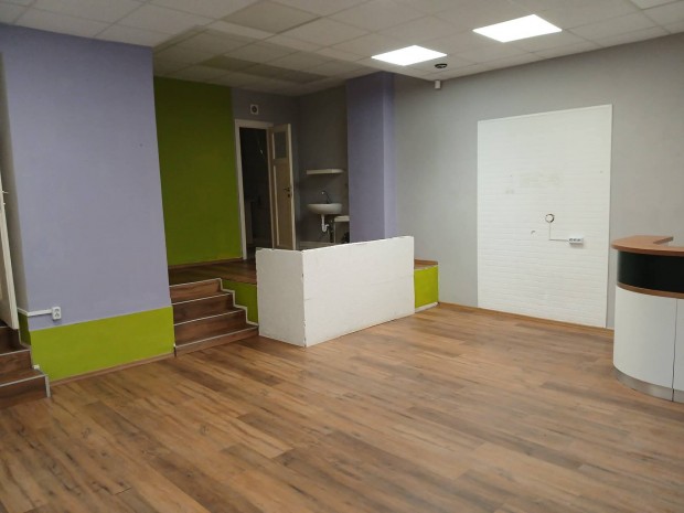 Kiad� �zlethelyis�g a M�riczn�l