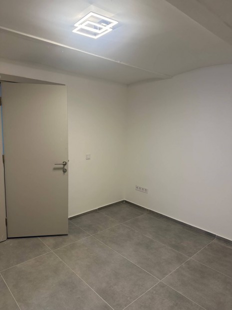 Kiad� �zlethelyis�g fodr�szok sz�m�ra