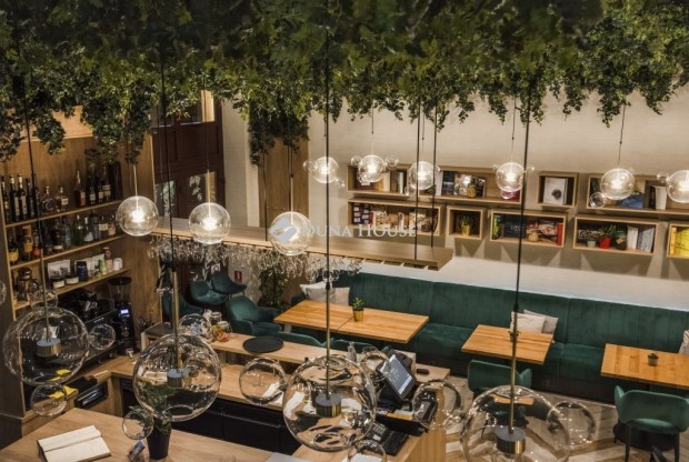 Kiad� vend�gl�t�s, Budapest 7. ker.