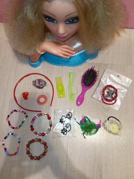 Kiegsztkkel fslhet fodrszolhat Barbie barbi fle babafej 