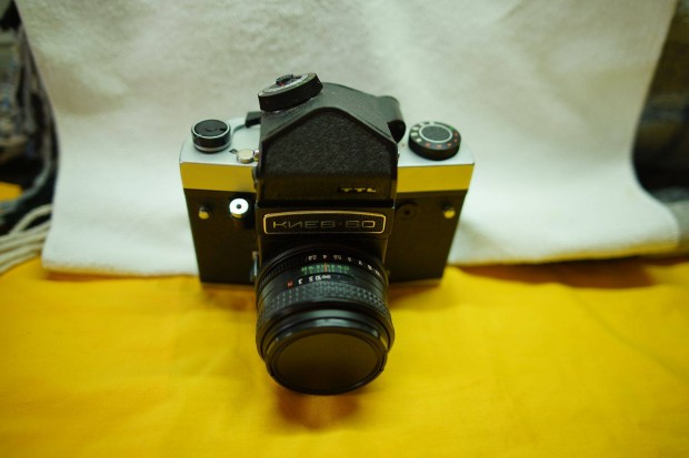 Kiev 60 Szett