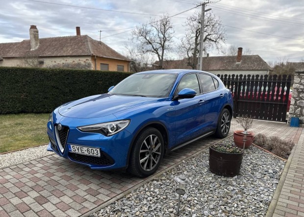 Kifogstalan llapot Alfa Romeo Stelvio Veloce