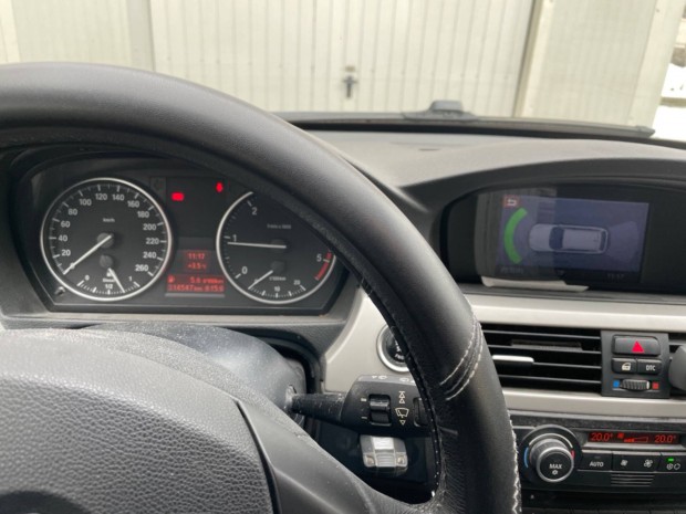 Kifog�stalan �llapot� BMW 320 d