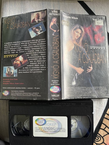 Kígyó a családban vhs film mokép