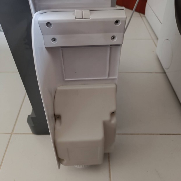 Ipari Parasito Elado