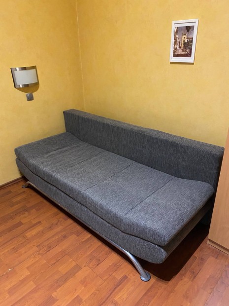 Kihúzható kanapéágy
