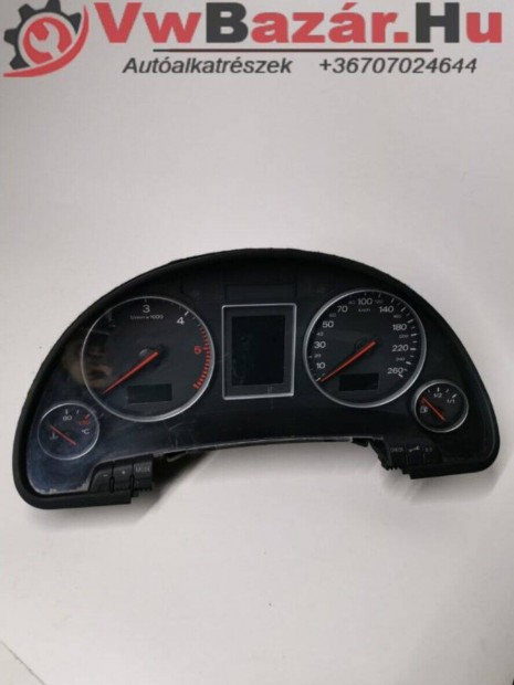 Kilométeróra 900m AUDI A4 B6