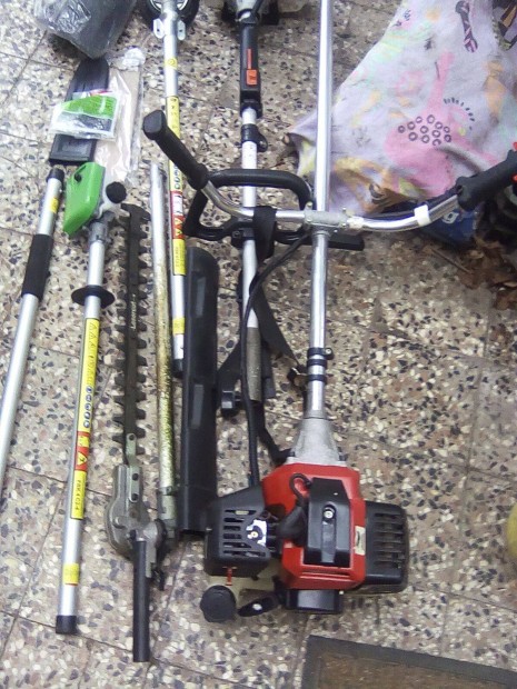 K�nai benzines f�kasza Alko motorral,v�g� t�rcs�val Elad�