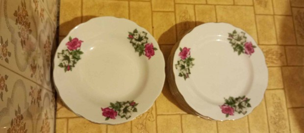 Kinai porcel�n t�ny�rk�szlet hi�nyos /6 �s 5 db./