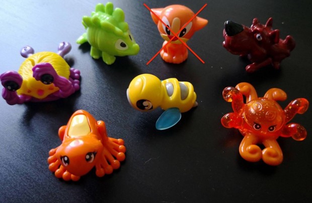 Kinder figurk: tekns, rk, dinoszaurusz, bka, kutya, polip