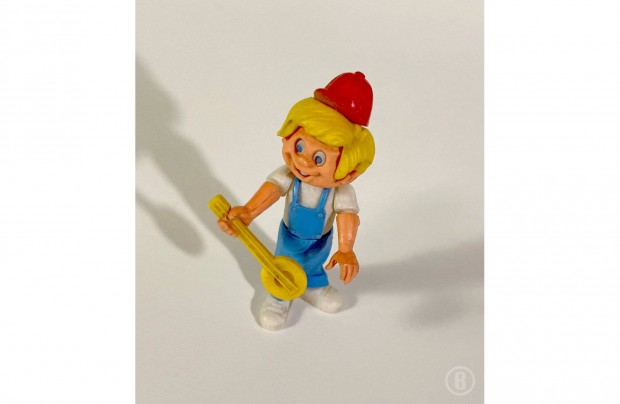 Kinder surprise - mandolinos figura - - - (Csak szemlyesen!)