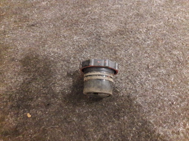 Kinetic TFR motorker�kp�r gy�ri benzintank sapka