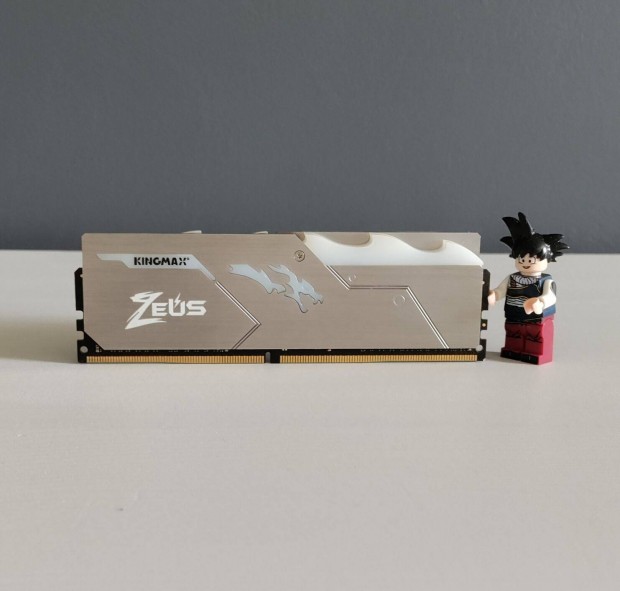 Kingmax Zeus Dragon 16GB DDR4 RGB