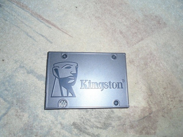 Kingston A400 2.5 240GB SATA3 SSD elad